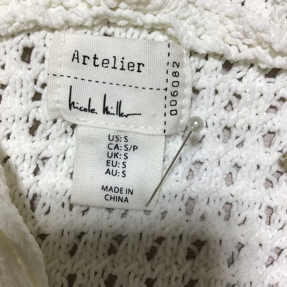 Elegant Cream Hooded Knit Sweater - Picture 4 of 7